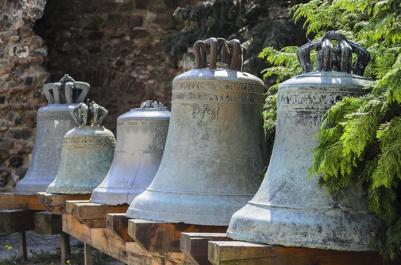 Bell-ringing meets Prog Rock!